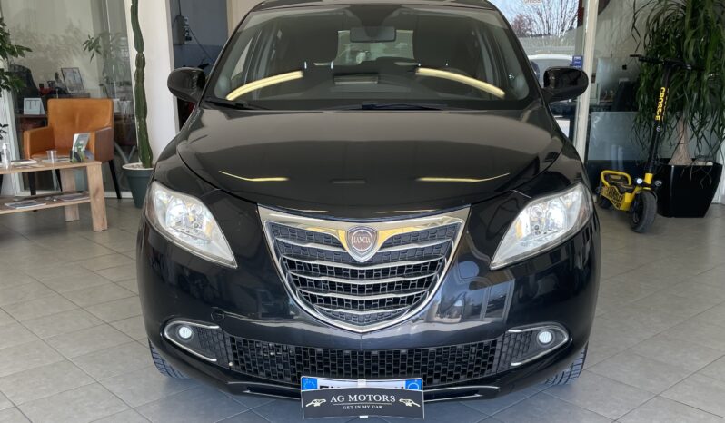 
								Lancia Ypsilon Ecochic metano Neopatentati full									